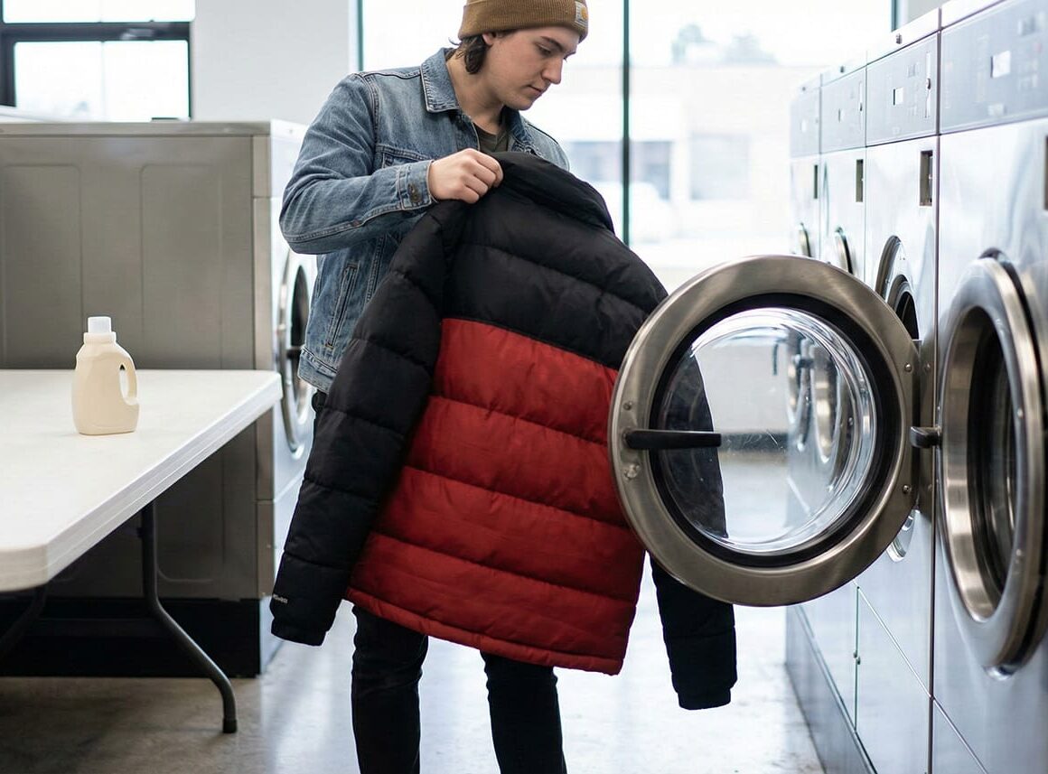 How to wash a puffer jacket without ruining the fill in a clean laundromat